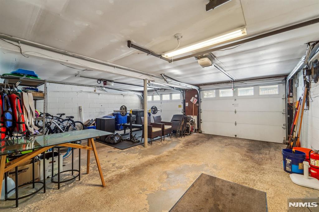 property viewer photo 32