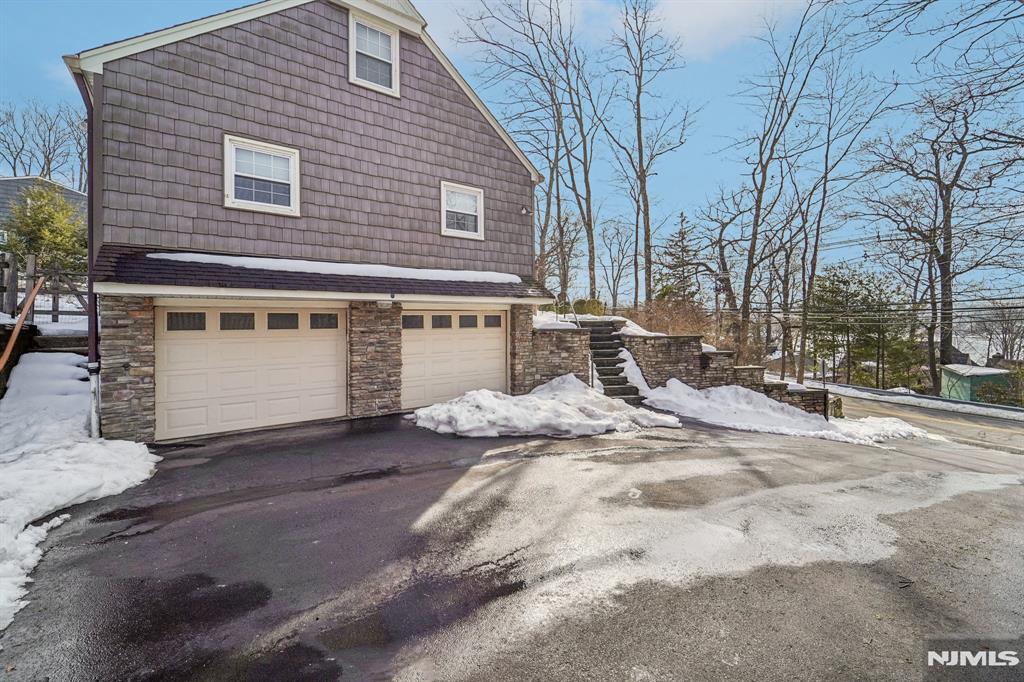 property viewer photo 36