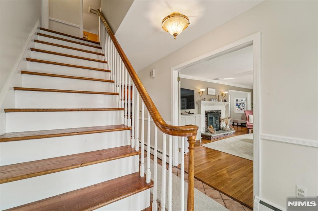 property viewer photo 5