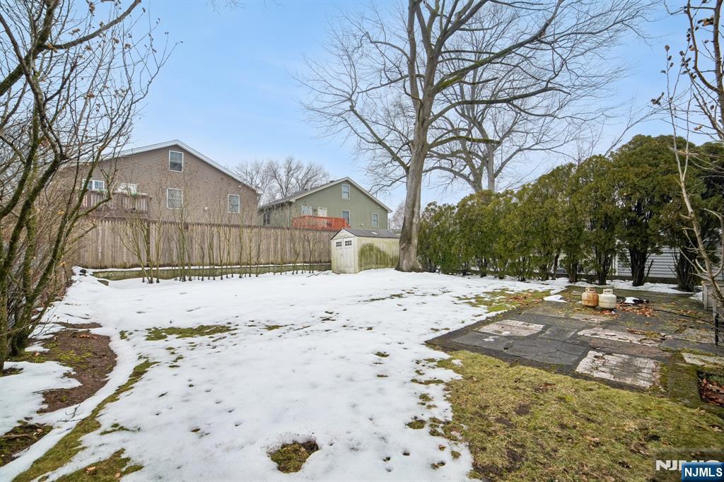 property viewer photo 26