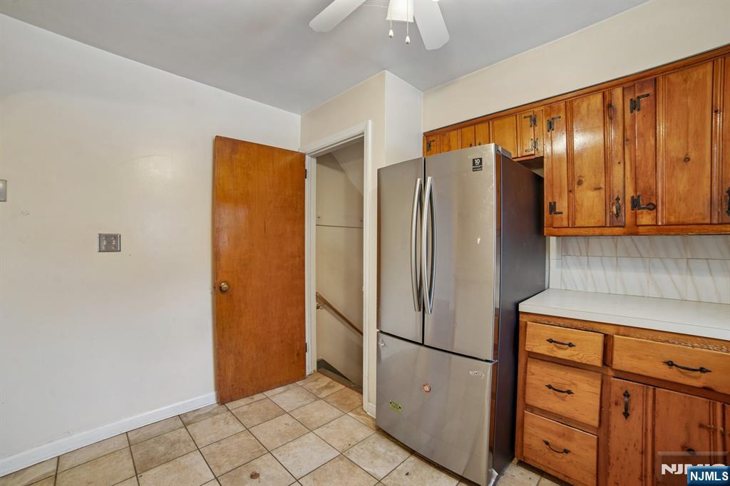 property viewer photo 4