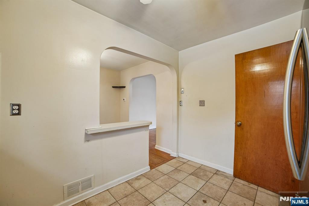 property viewer photo 5