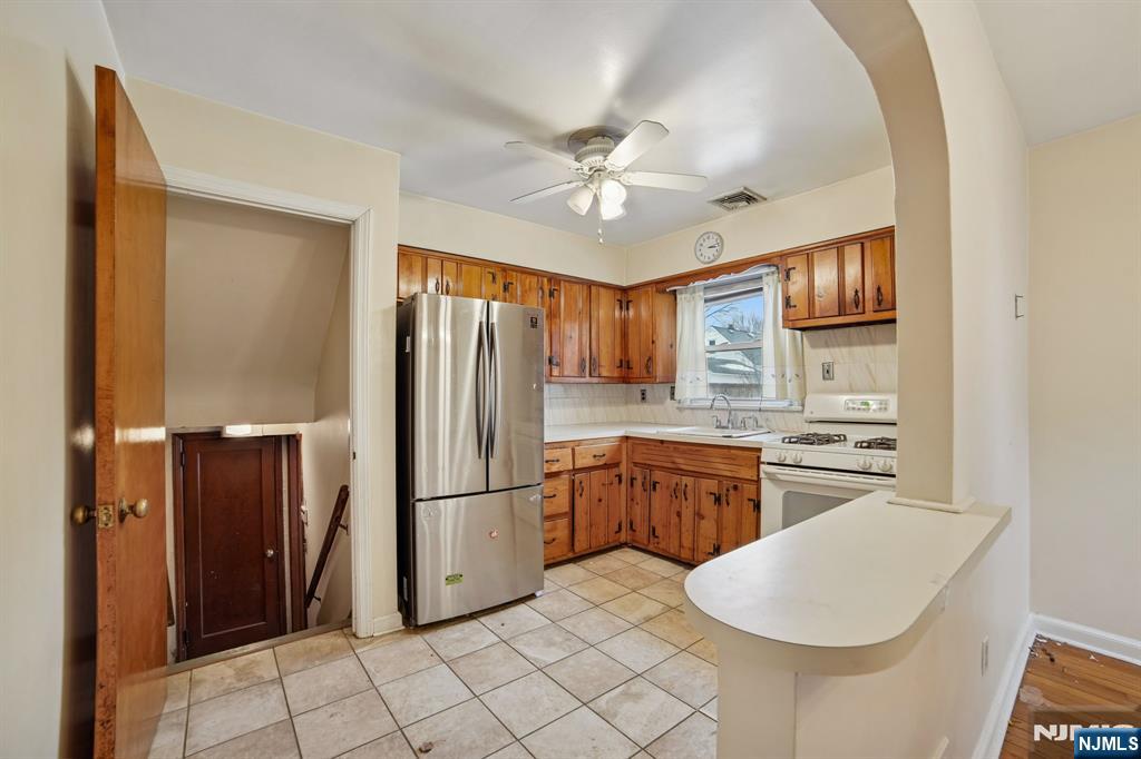 property viewer photo 8