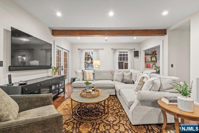 main property photo 16
