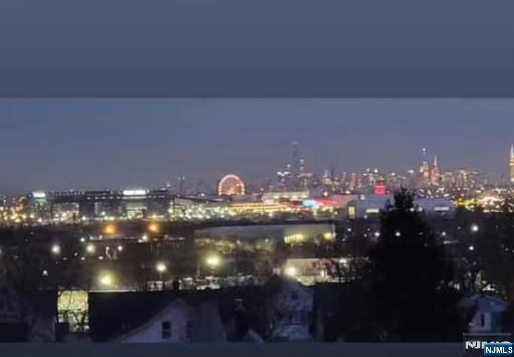 property viewer photo 15