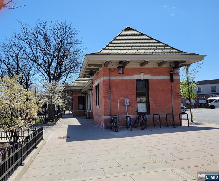 property viewer photo 22