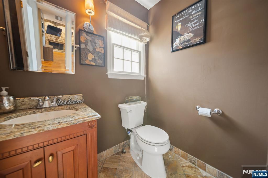 property viewer photo 14