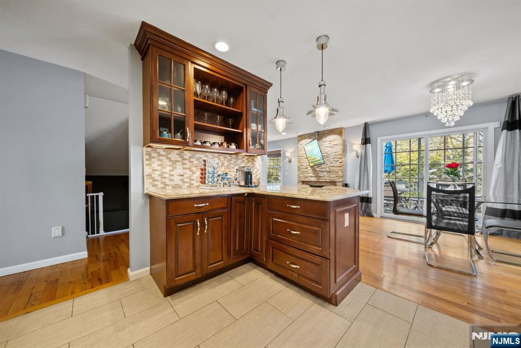 property viewer photo 15