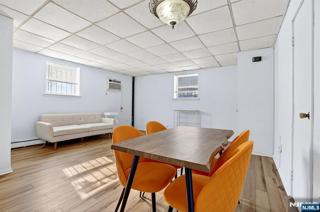 property viewer photo 3