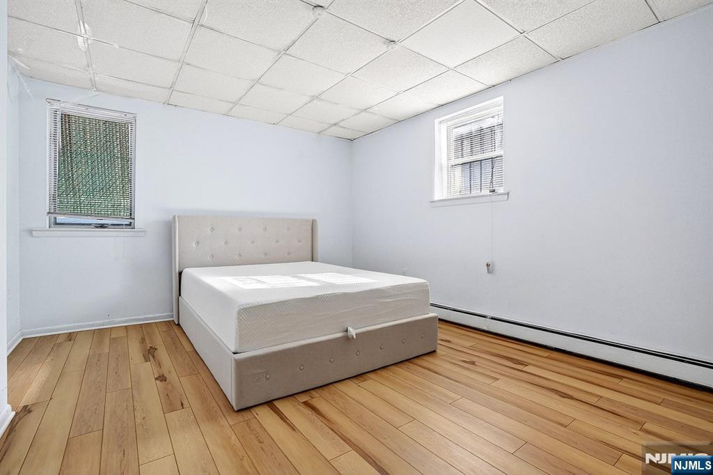 property viewer photo 6