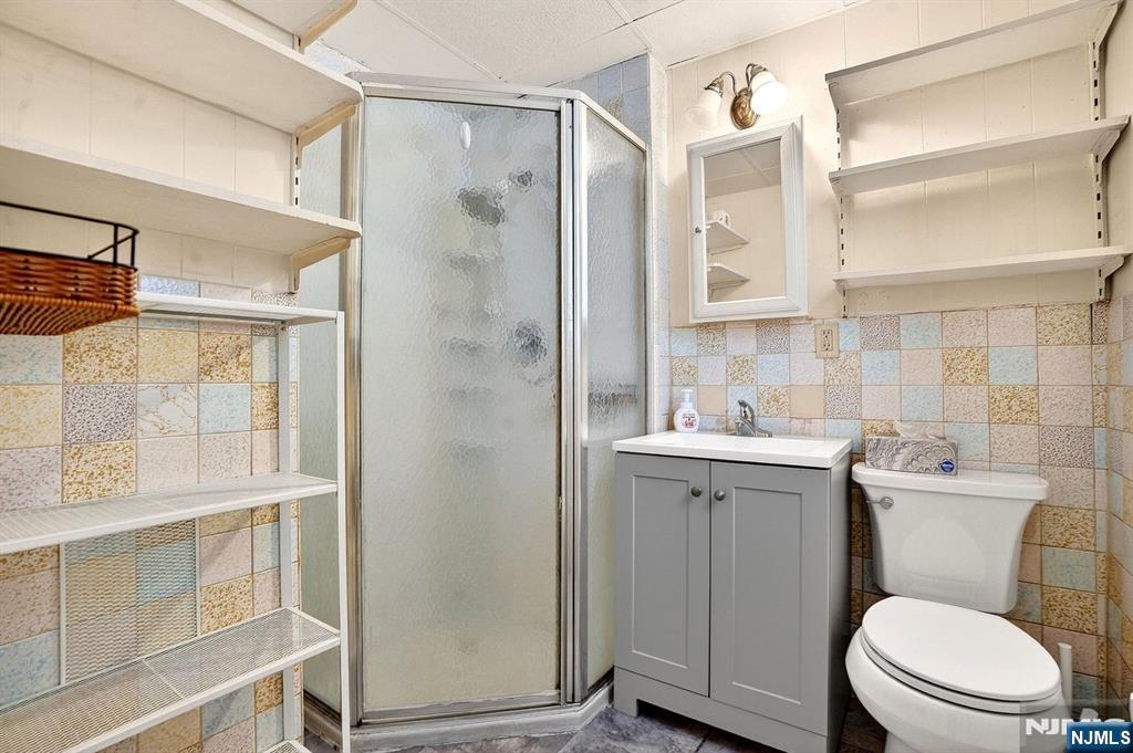 property viewer photo 9