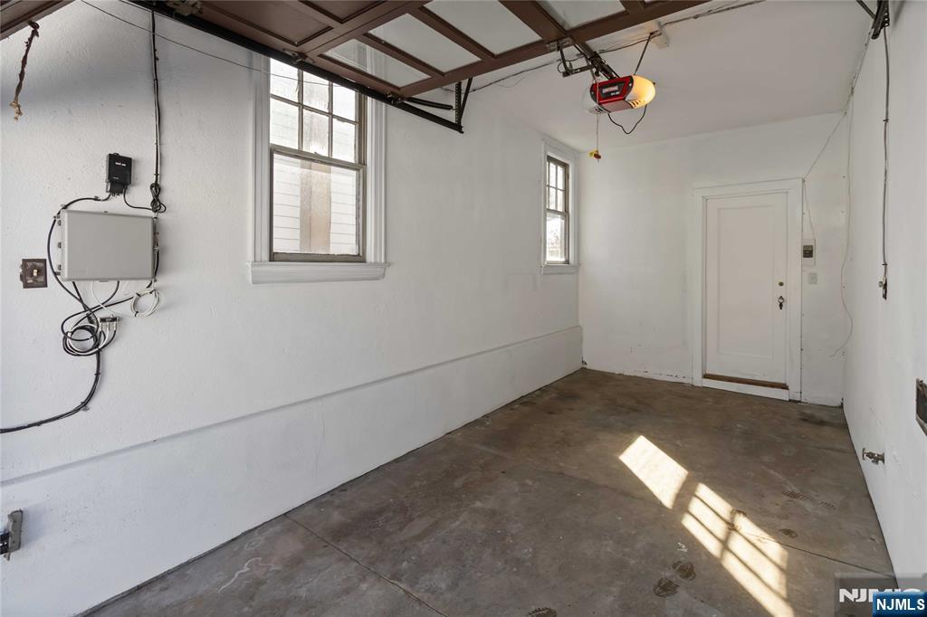 property viewer photo 22