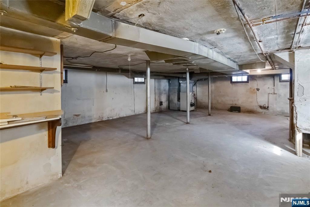 property viewer photo 23