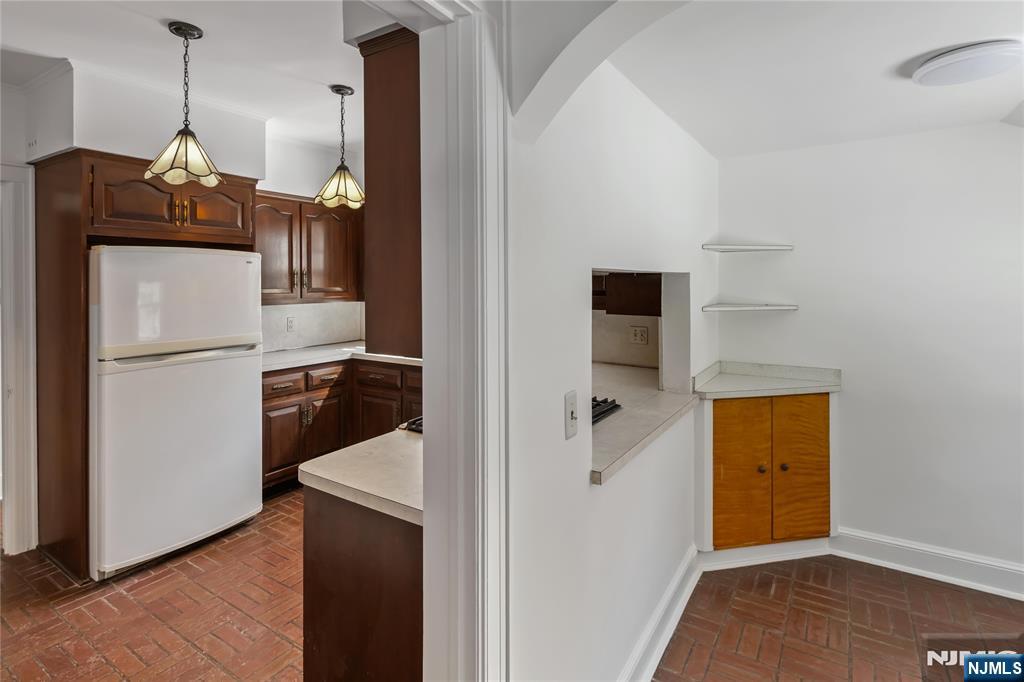 property viewer photo 7