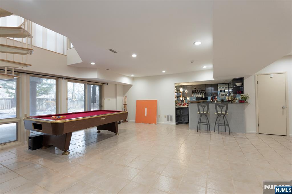 property viewer photo 32