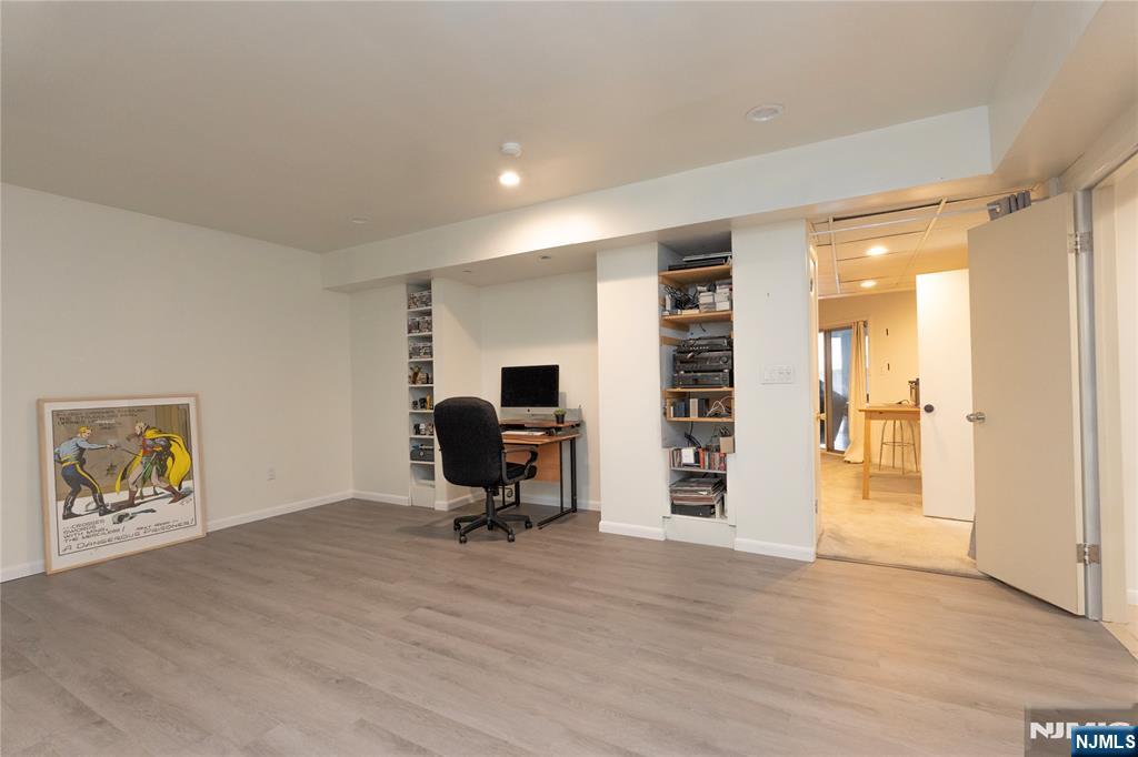 property viewer photo 34