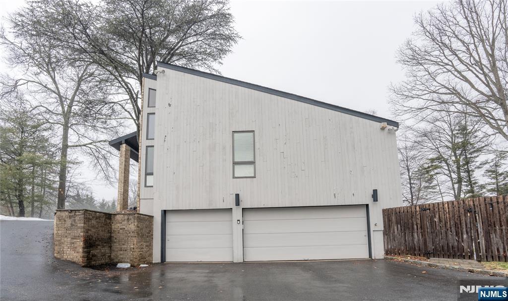 property viewer photo 36