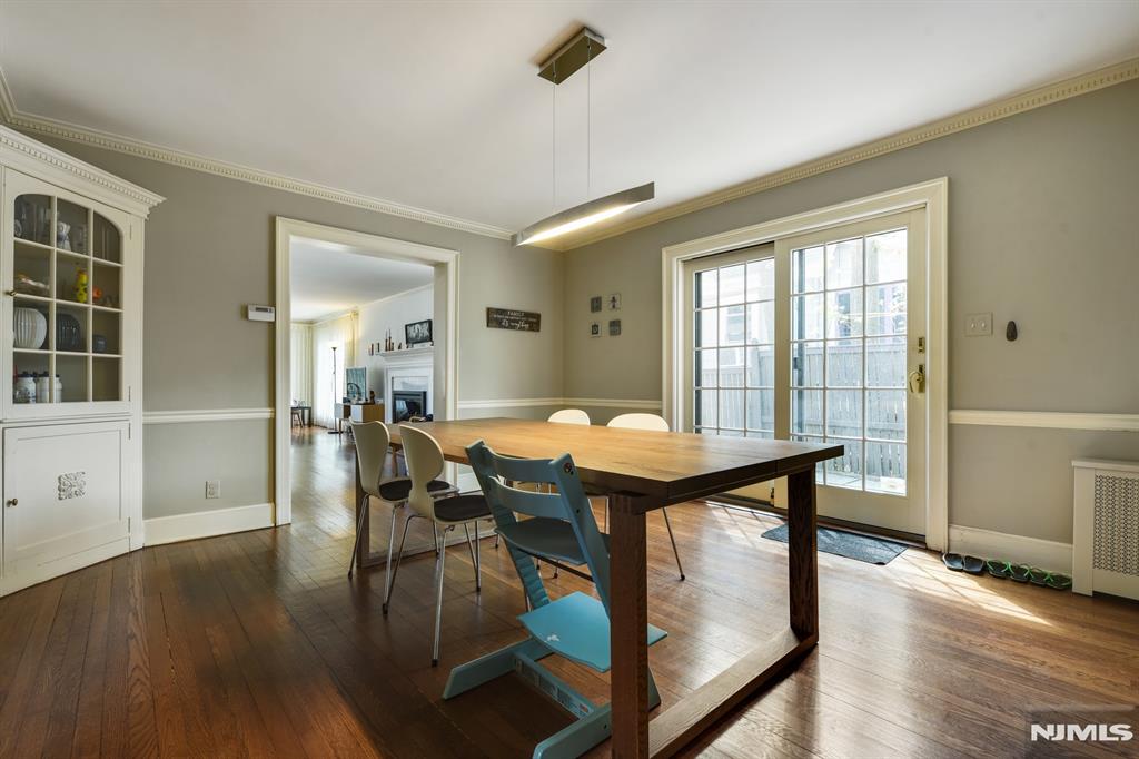 property viewer photo 8