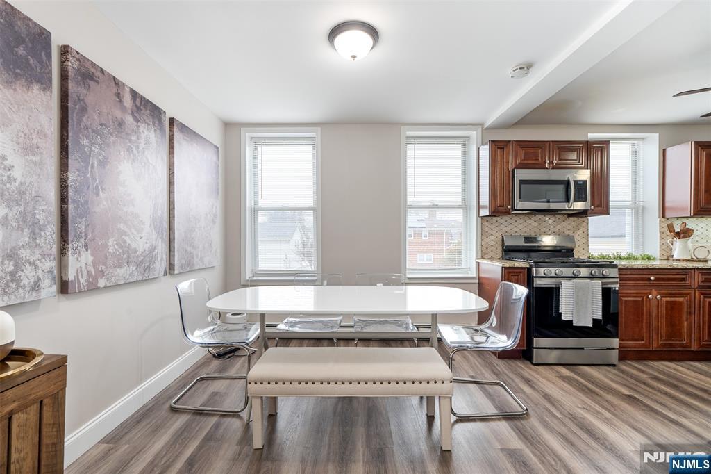 property viewer photo 10