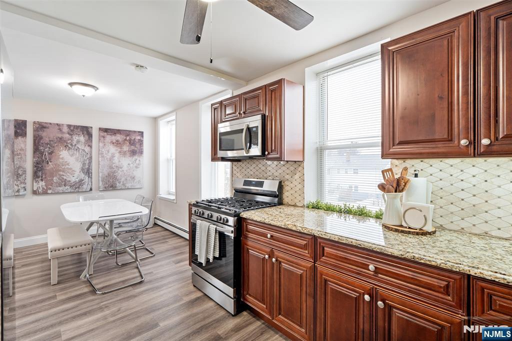 property viewer photo 12