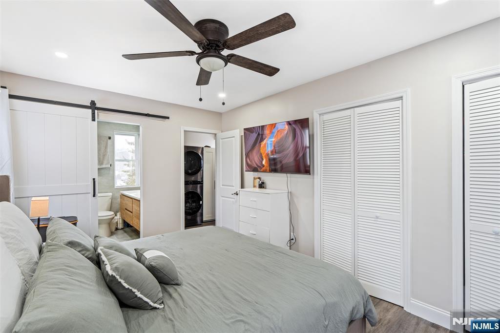 property viewer photo 16