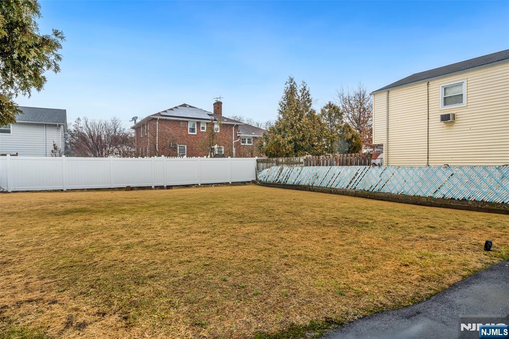 property viewer photo 22