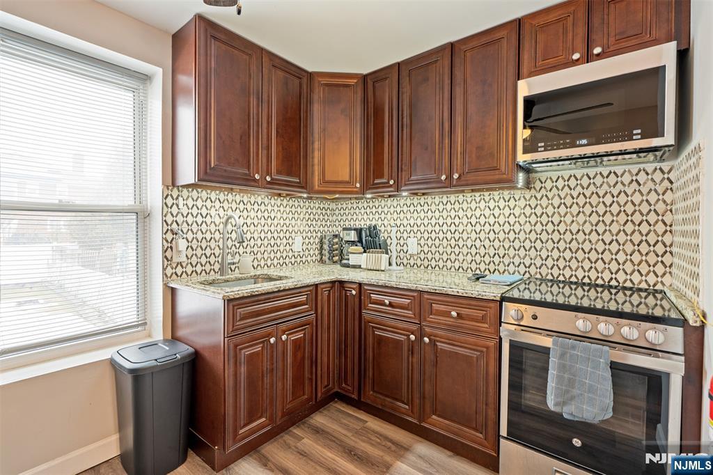 property viewer photo 4