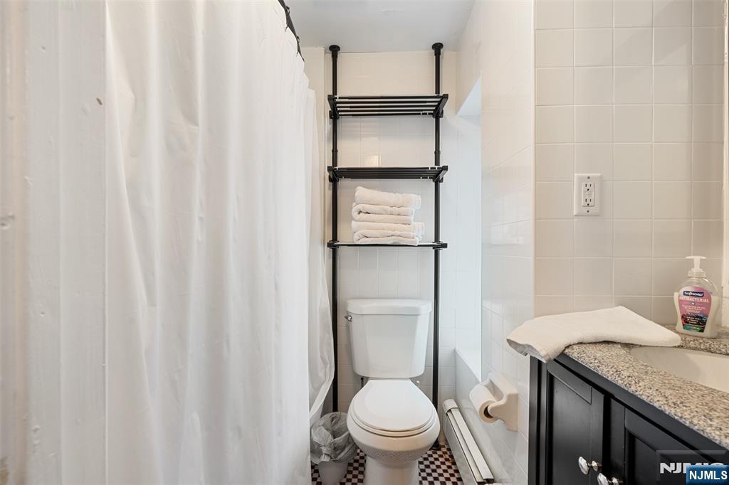 property viewer photo 6
