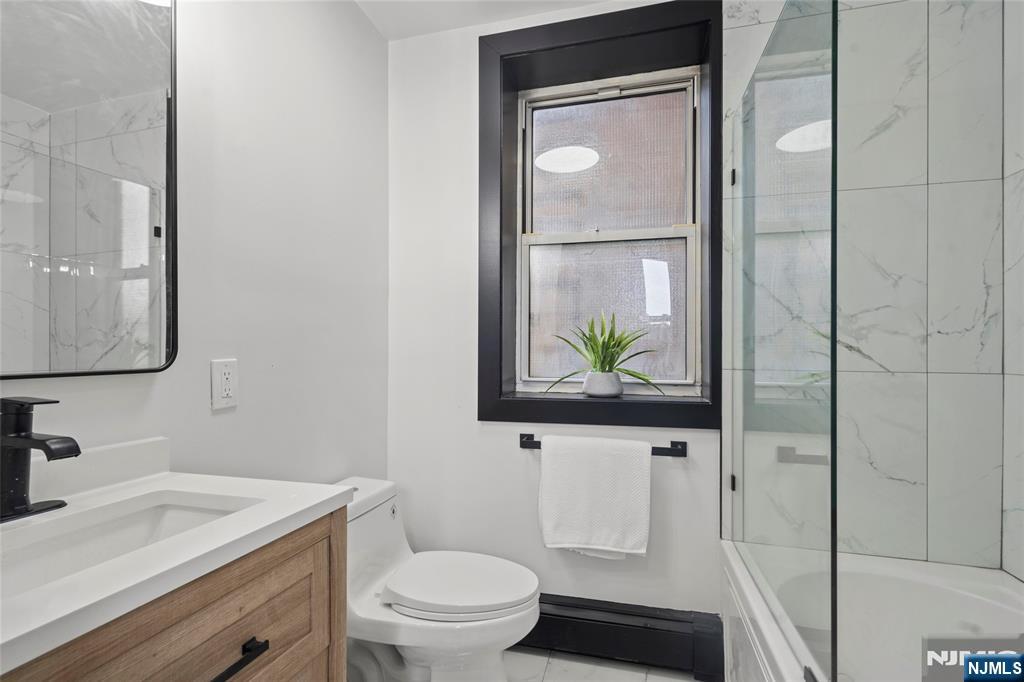 property viewer photo 12