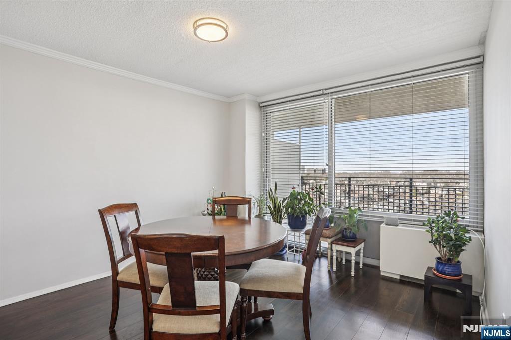 property viewer photo 10