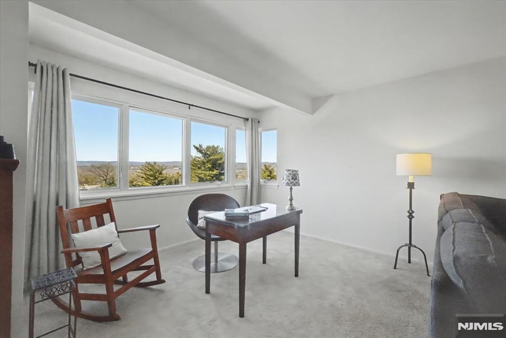 property viewer photo 14