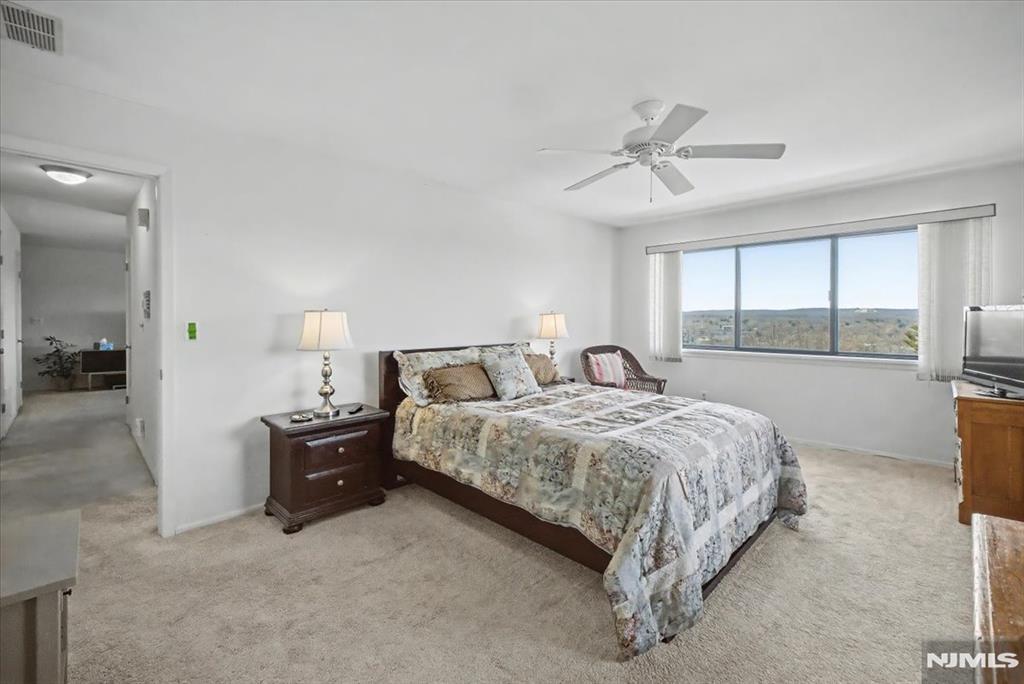 property viewer photo 15