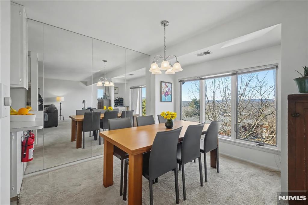 property viewer photo 7