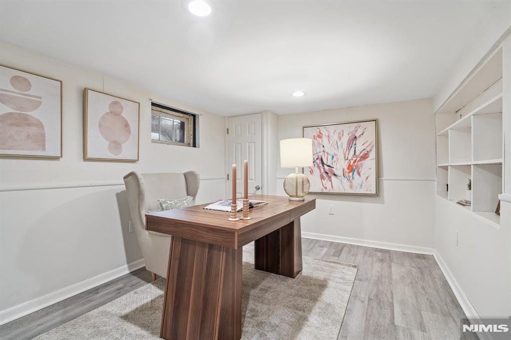 property viewer photo 26