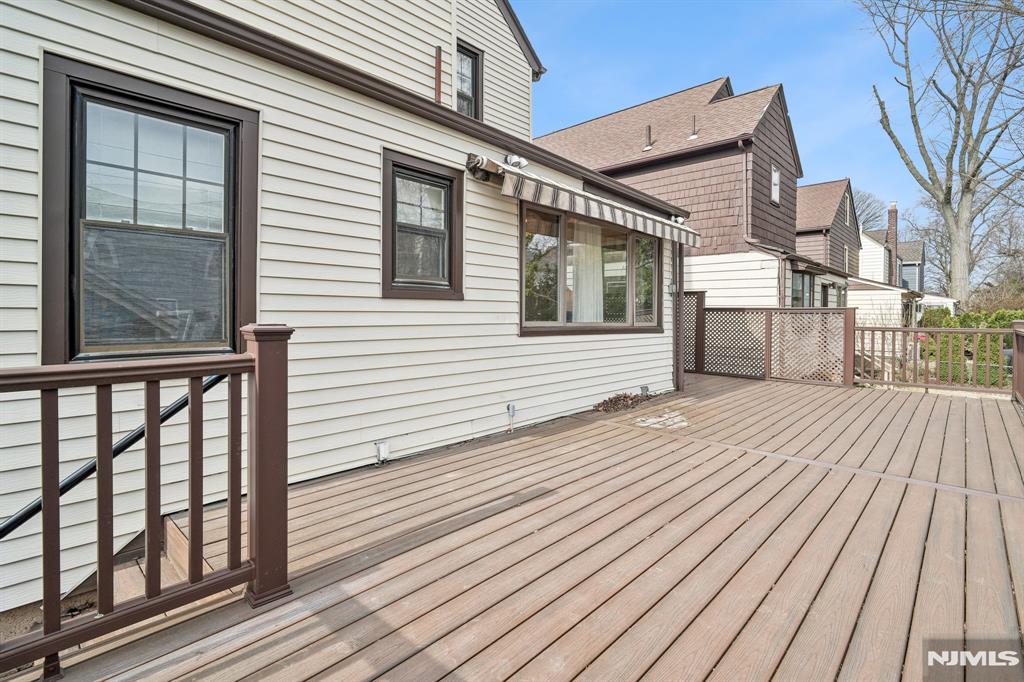 property viewer photo 30