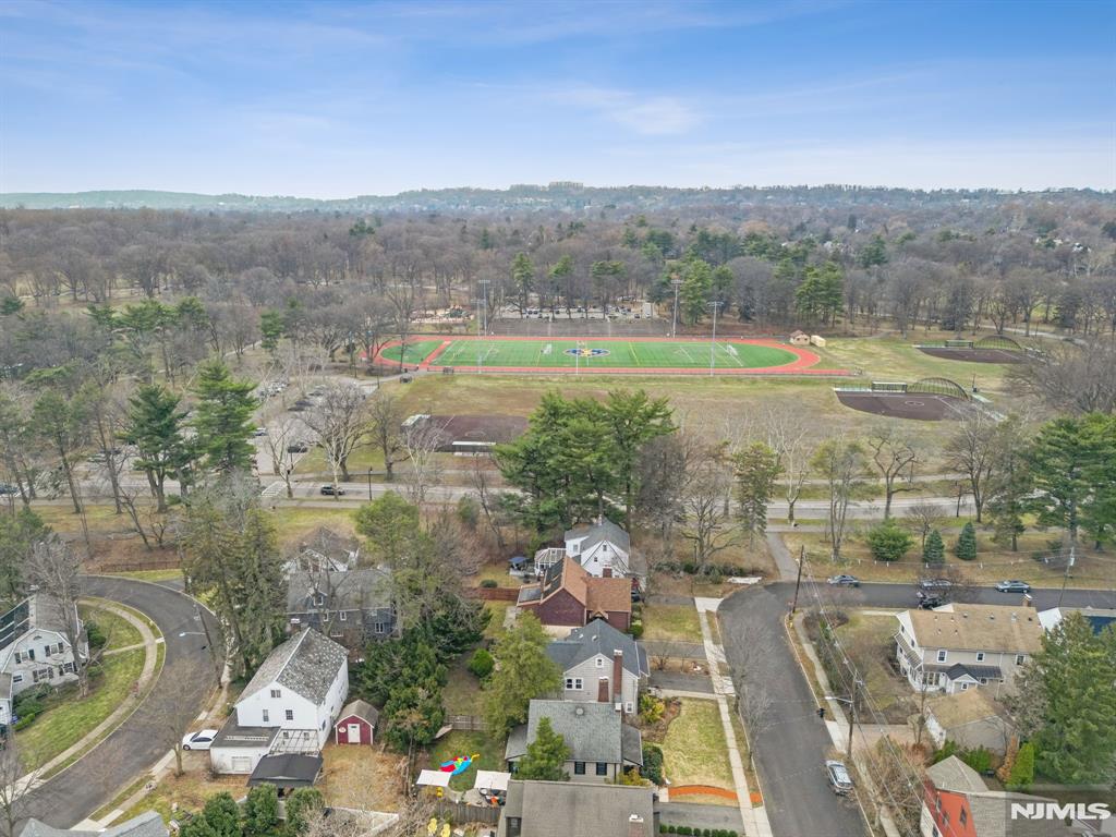 property viewer photo 35