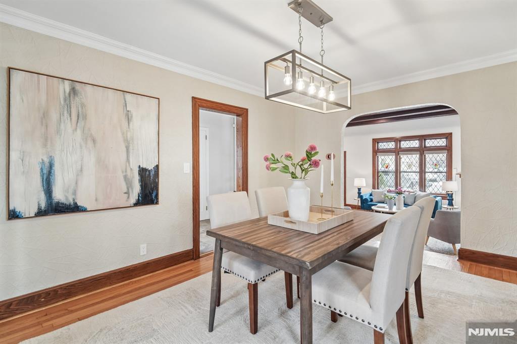 property viewer photo 6