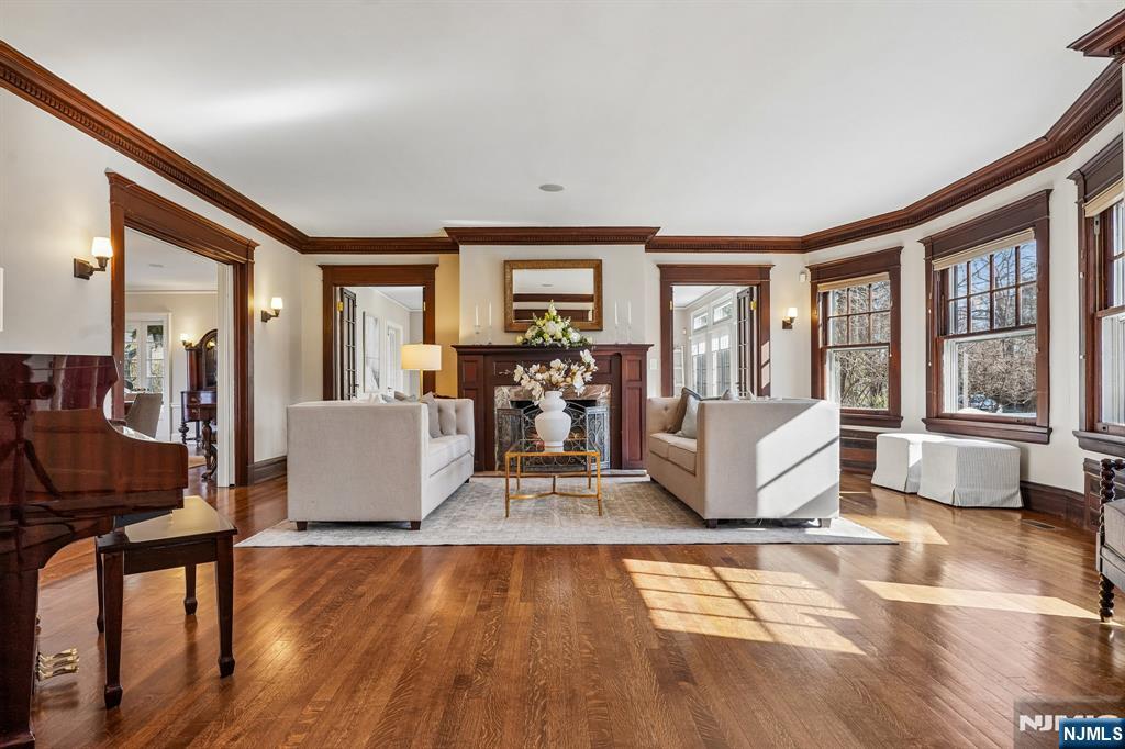 main property photo 15