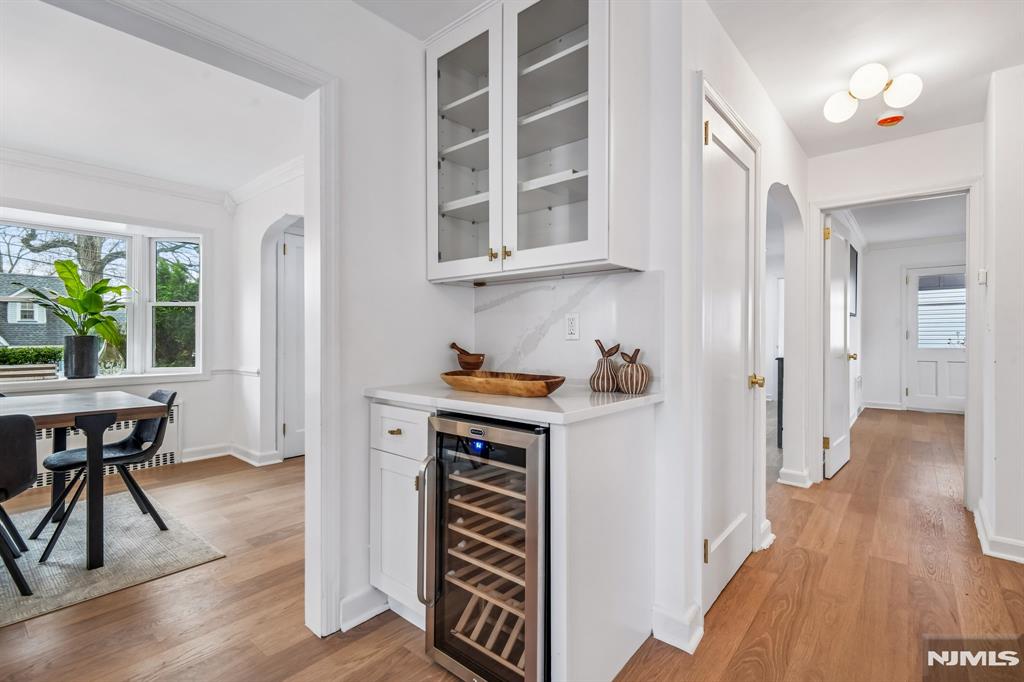 property viewer photo 16