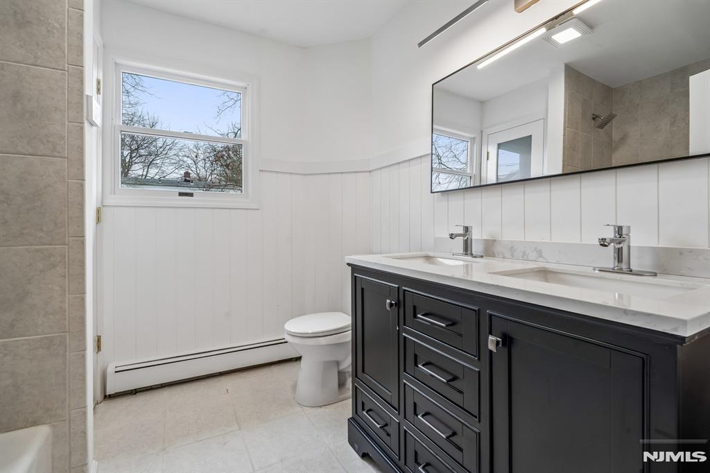 property viewer photo 31
