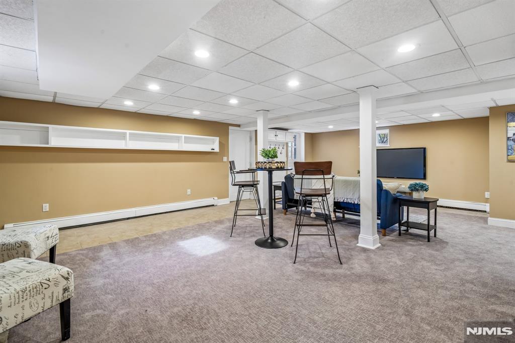 property viewer photo 32