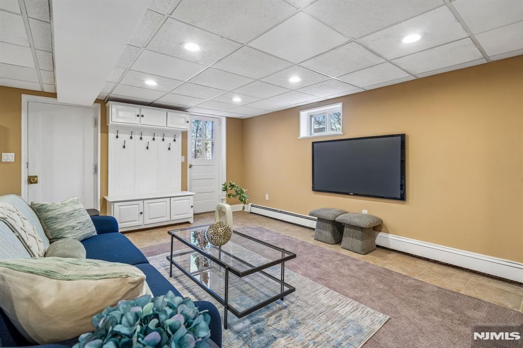 property viewer photo 33