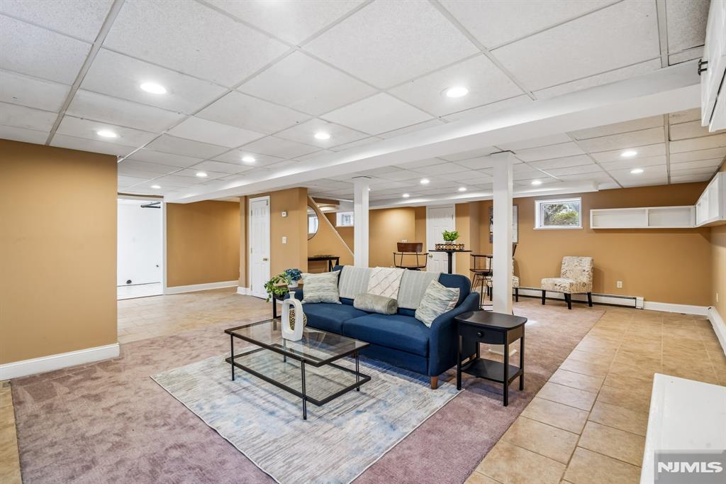 property viewer photo 38