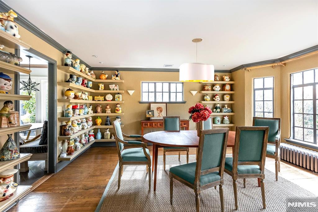 property viewer photo 10