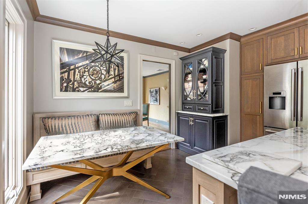 property viewer photo 17