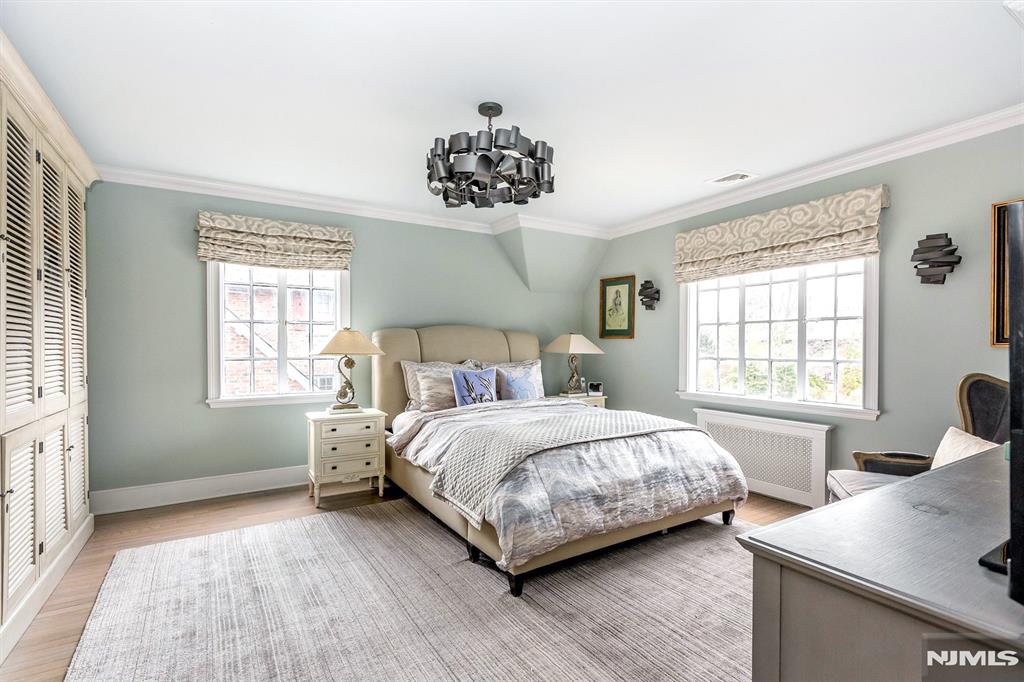 property viewer photo 22