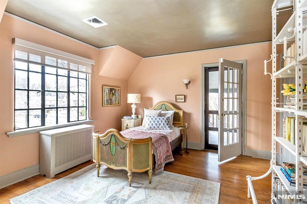 property viewer photo 34