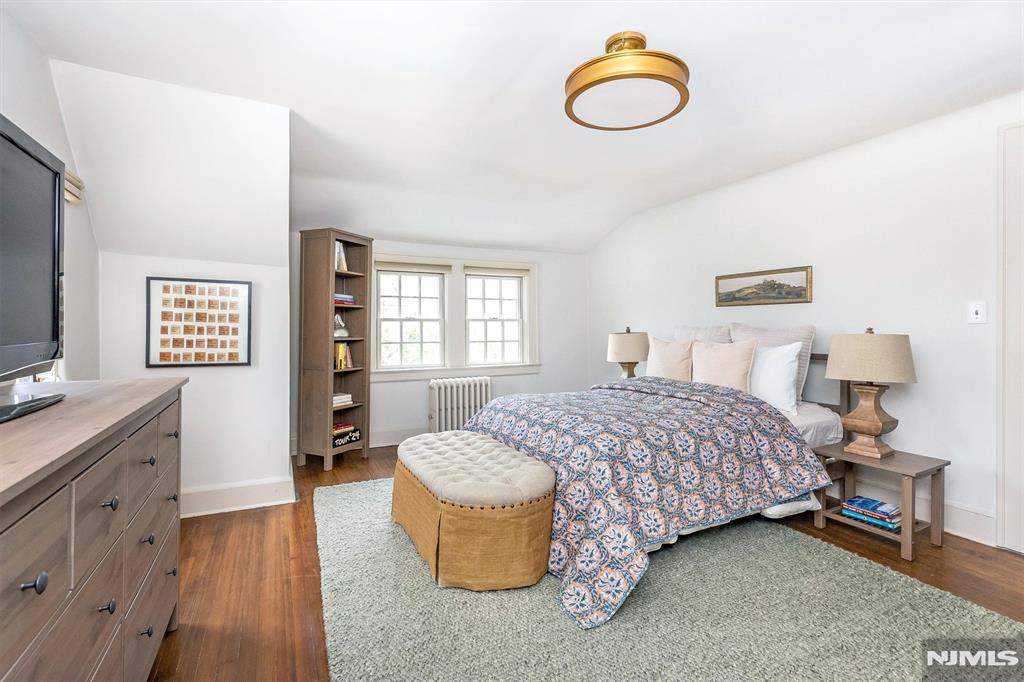 property viewer photo 38