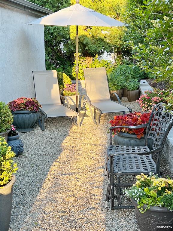 property viewer photo 45
