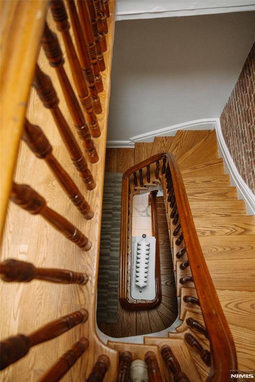 property viewer photo 36